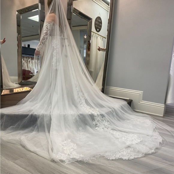 Studio Levana Overskirt - Picture 3 of 6